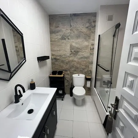 Moderno Duplex Coastal Style