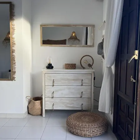 Apartment Moderno Duplex Coastal Style *